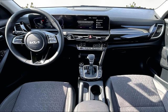 Certified 2026 Kia Seltos S image 14