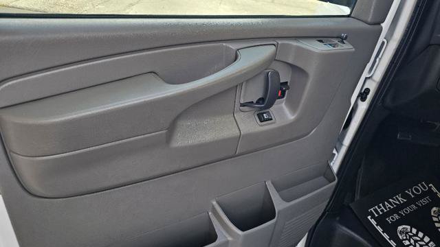 Used 2015 Chevrolet Express 3500 LT w/ LT Preferred Equipment Group RWD image 20