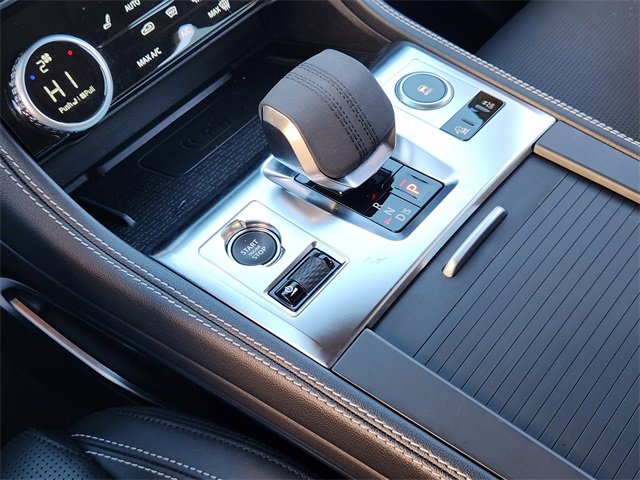 Used 2025 Jaguar F-PACE R-Dynamic S image 19