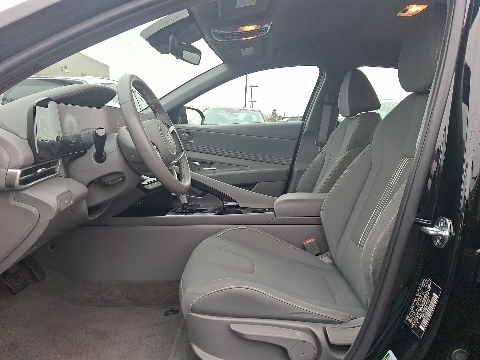 Certified 2023 Hyundai Elantra SEL w/ Convenience Package image 13