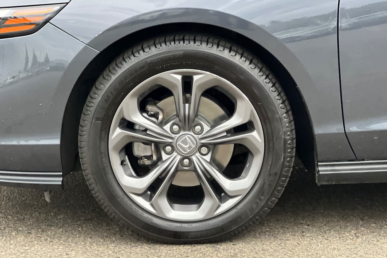 Used 2023 Honda Accord EX image 28