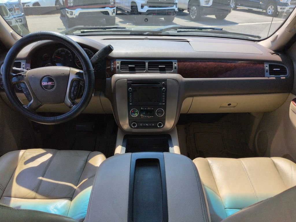 Used 2010 GMC Sierra 2500 SLT w/ Entertainment Package image 7