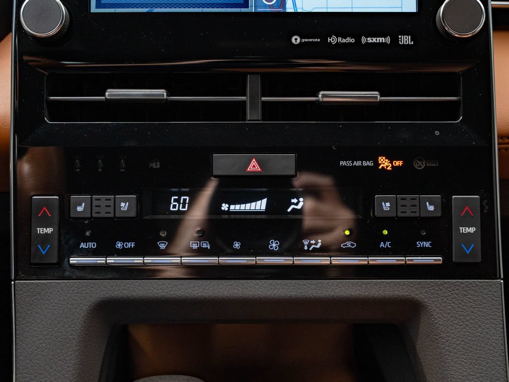 Used 2020 Toyota Avalon Limited w/ Advanced Safety Package FWD image 36