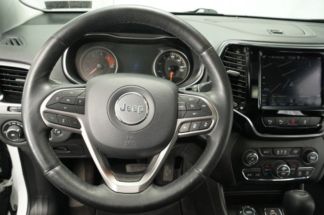 Used 2019 Jeep Cherokee Limited w/ Luxury Group AWD/4WD image 28