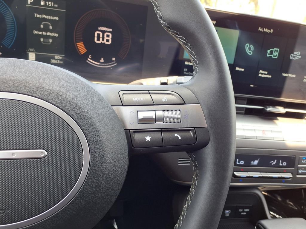 Used 2025 Hyundai Kona SEL FWD image 18