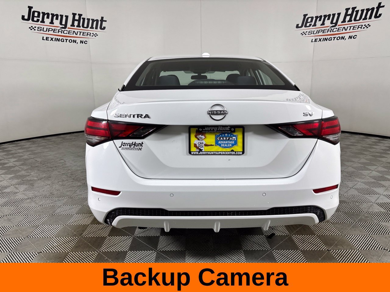 Used 2024 Nissan Sentra SV FWD image 7