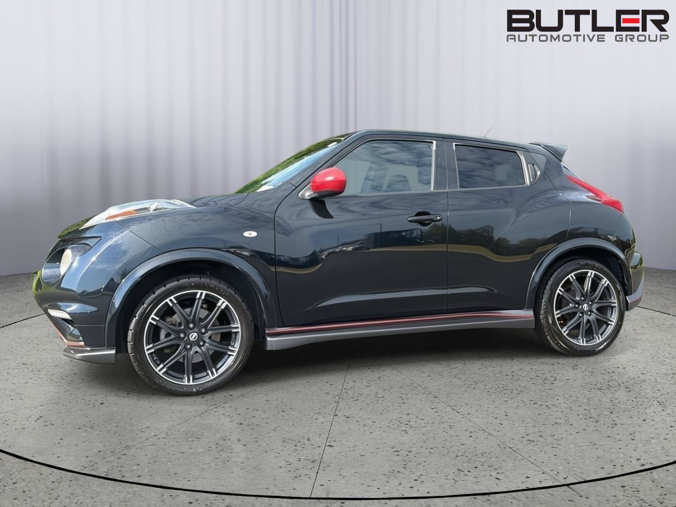 Used 2013 Nissan Juke NISMO FWD image 3