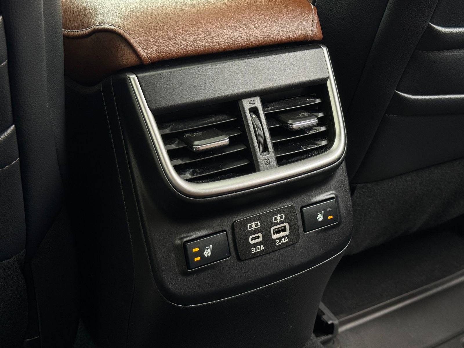 Used 2023 Subaru Outback Touring image 29