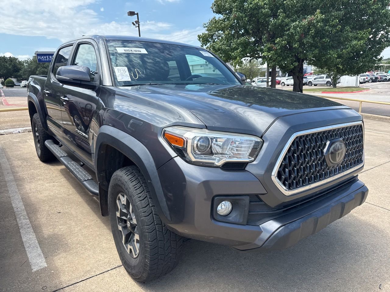 Used 2018 Toyota Tacoma TRD Off-Road AWD/4WD image 2