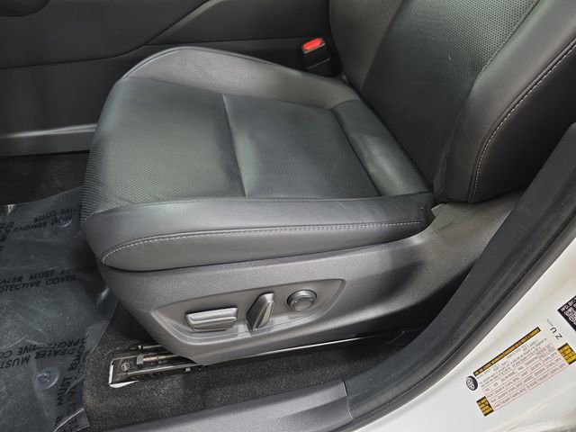 Certified 2024 Toyota Crown Limited image 26