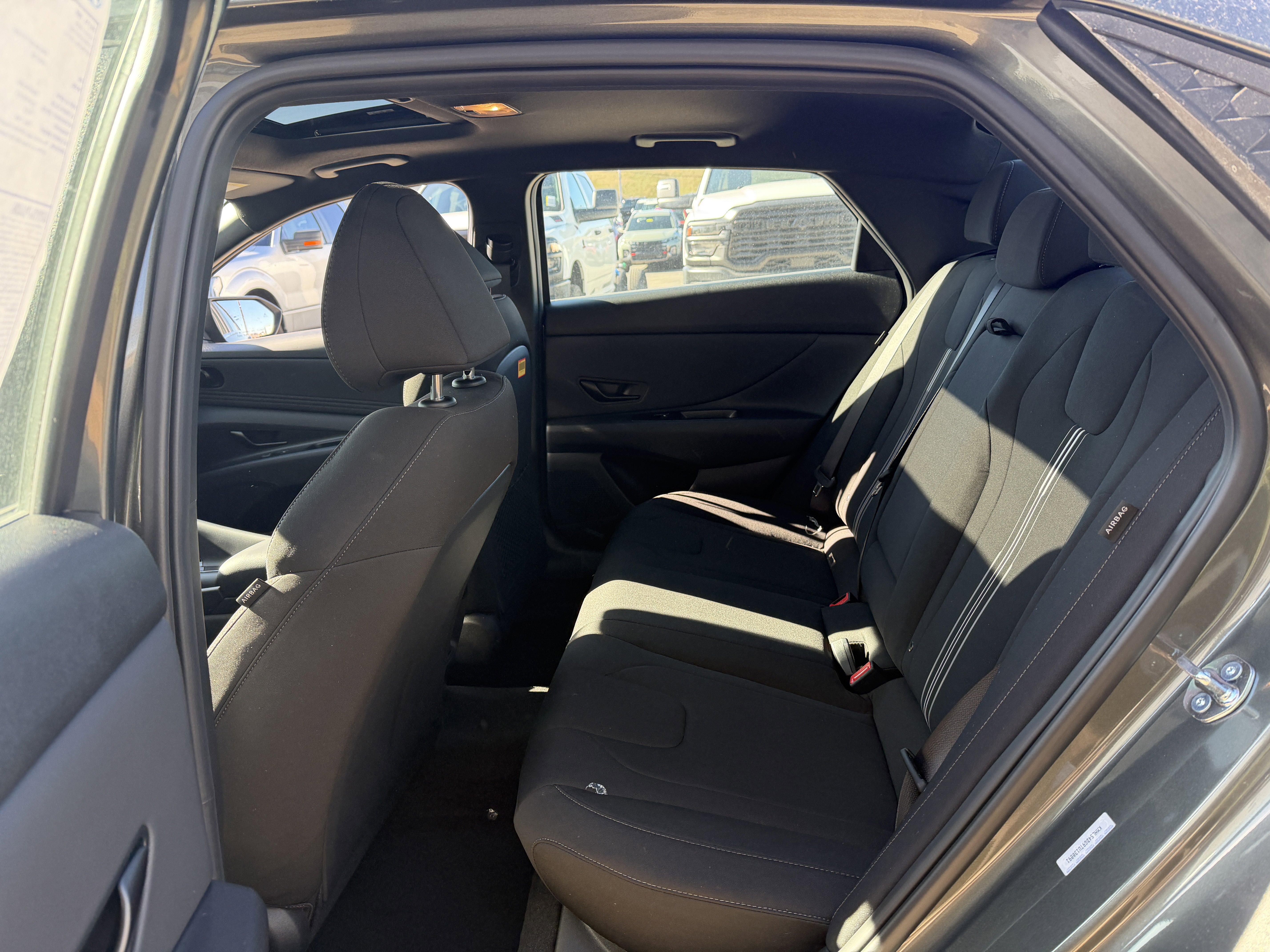 New 2026 Hyundai Elantra SEL Sport FWD image 21