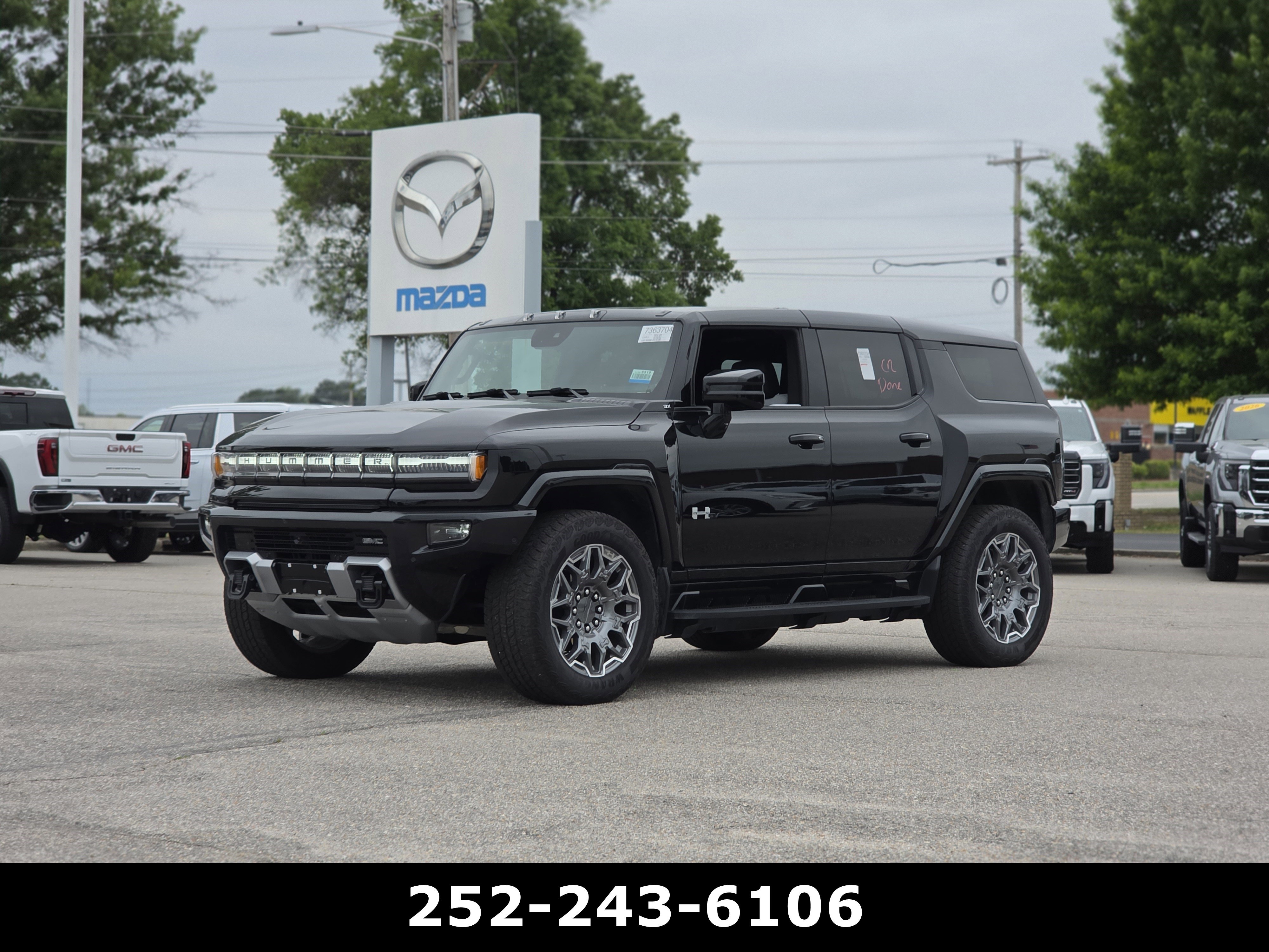 Used 2025 GMC Hummer EV 3X AWD/4WD image 3