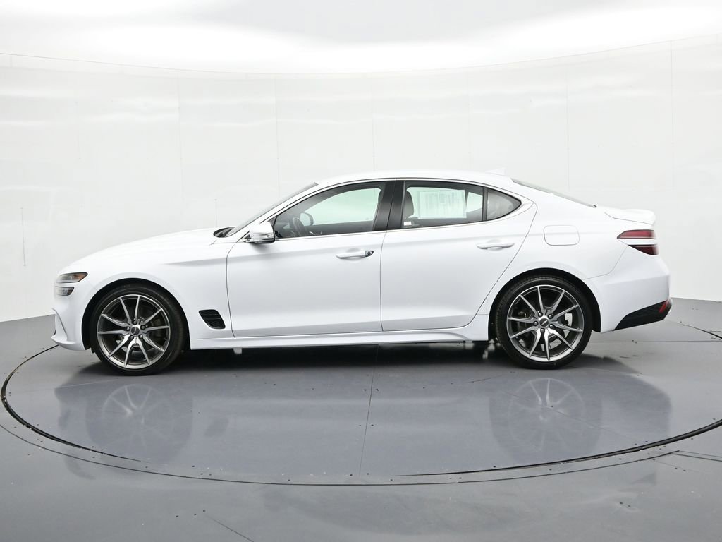 Used 2023 Genesis G70 2.0T image 9