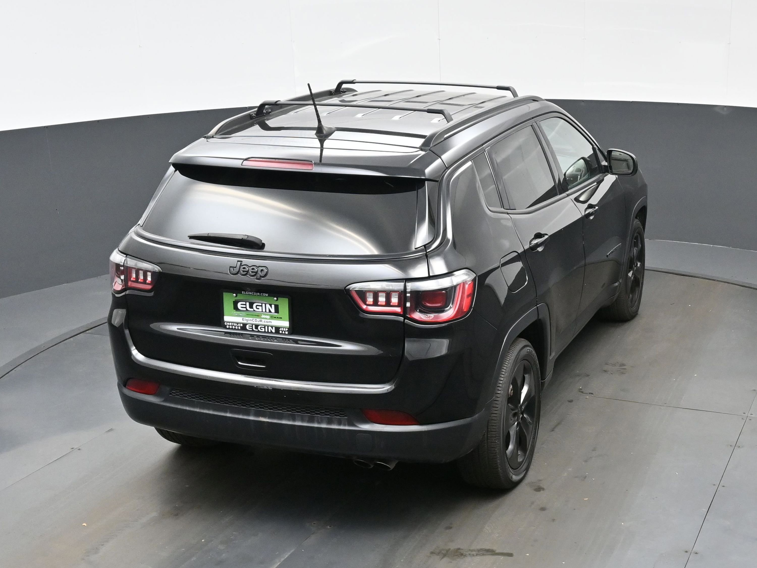 Used 2021 Jeep Compass Latitude FWD image 34