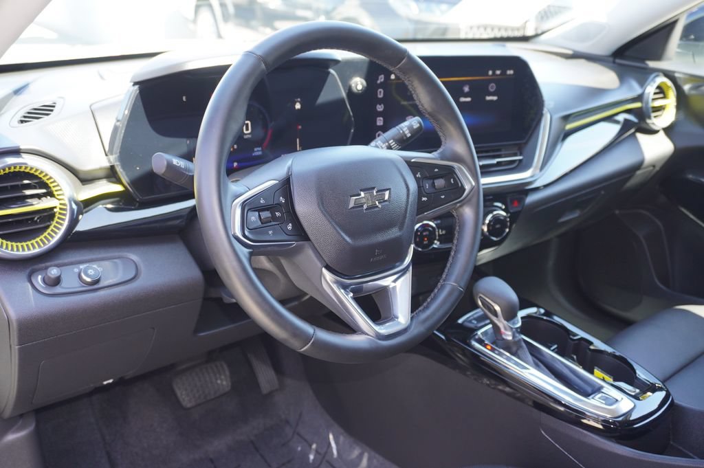 Used 2026 Chevrolet Trax ACTIV w/ Driver Confidence Package FWD image 10