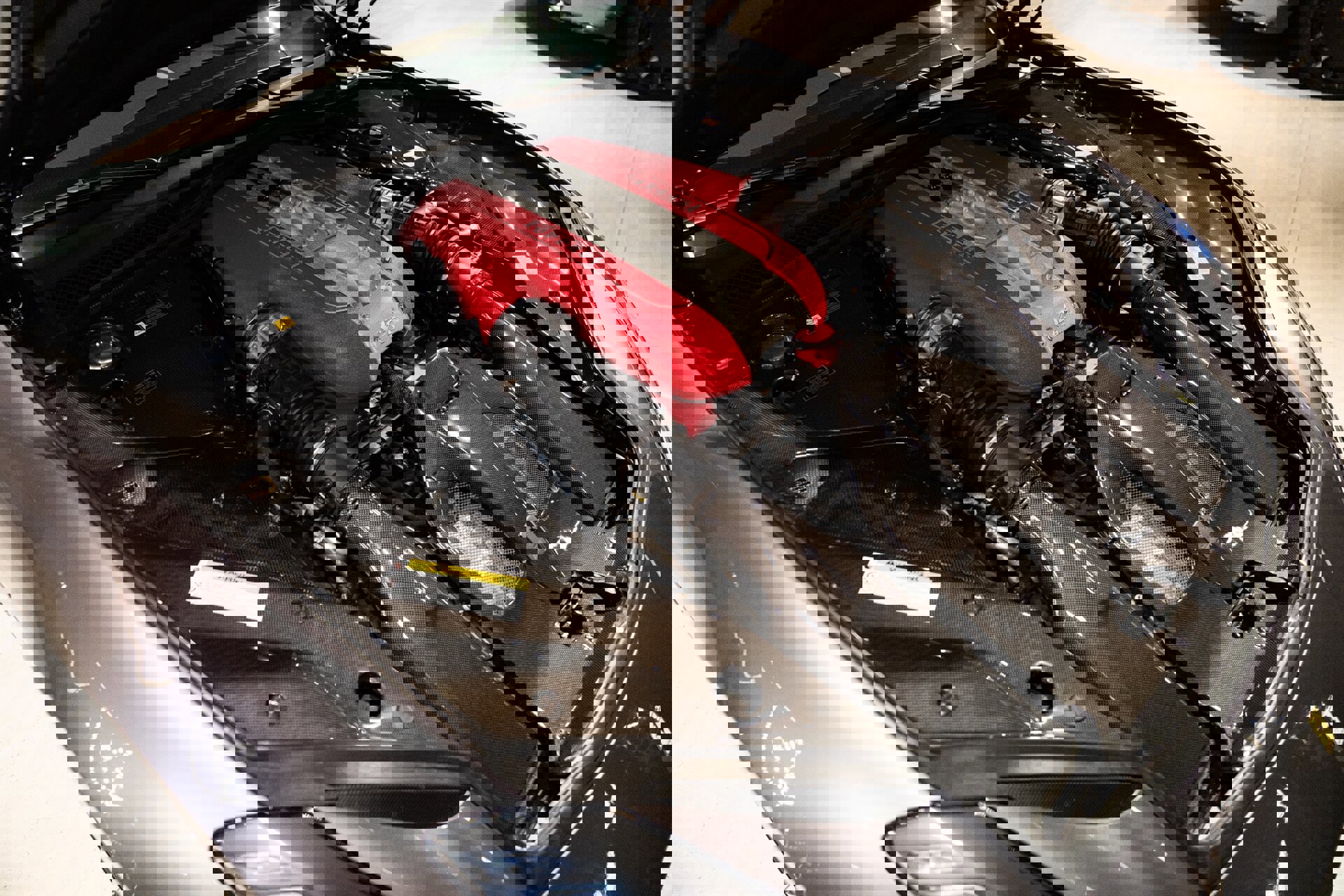 Used 2022 Ferrari 812 GTS image 35