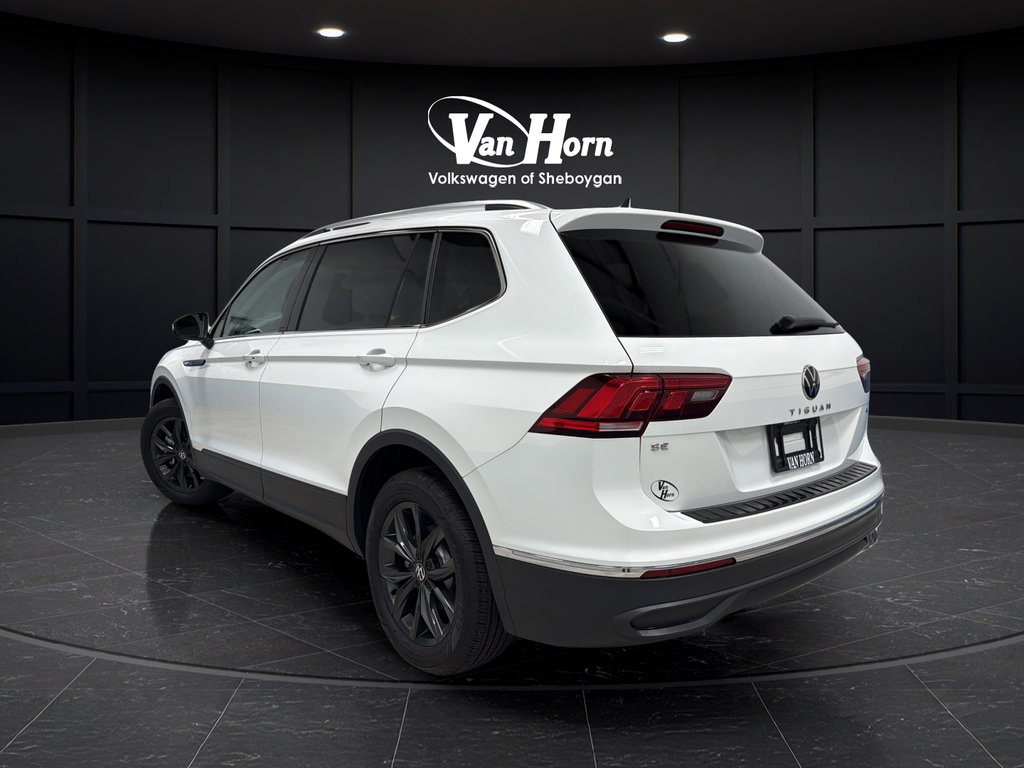 Used 2024 Volkswagen Tiguan SE AWD/4WD image 5