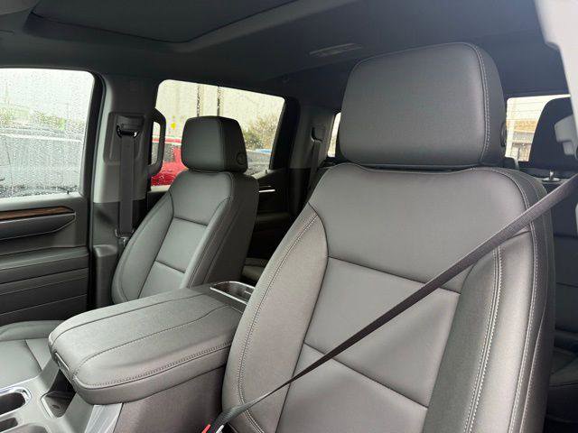 New 2026 Chevrolet Silverado 1500 RST w/ Dark Appearance Package image 29