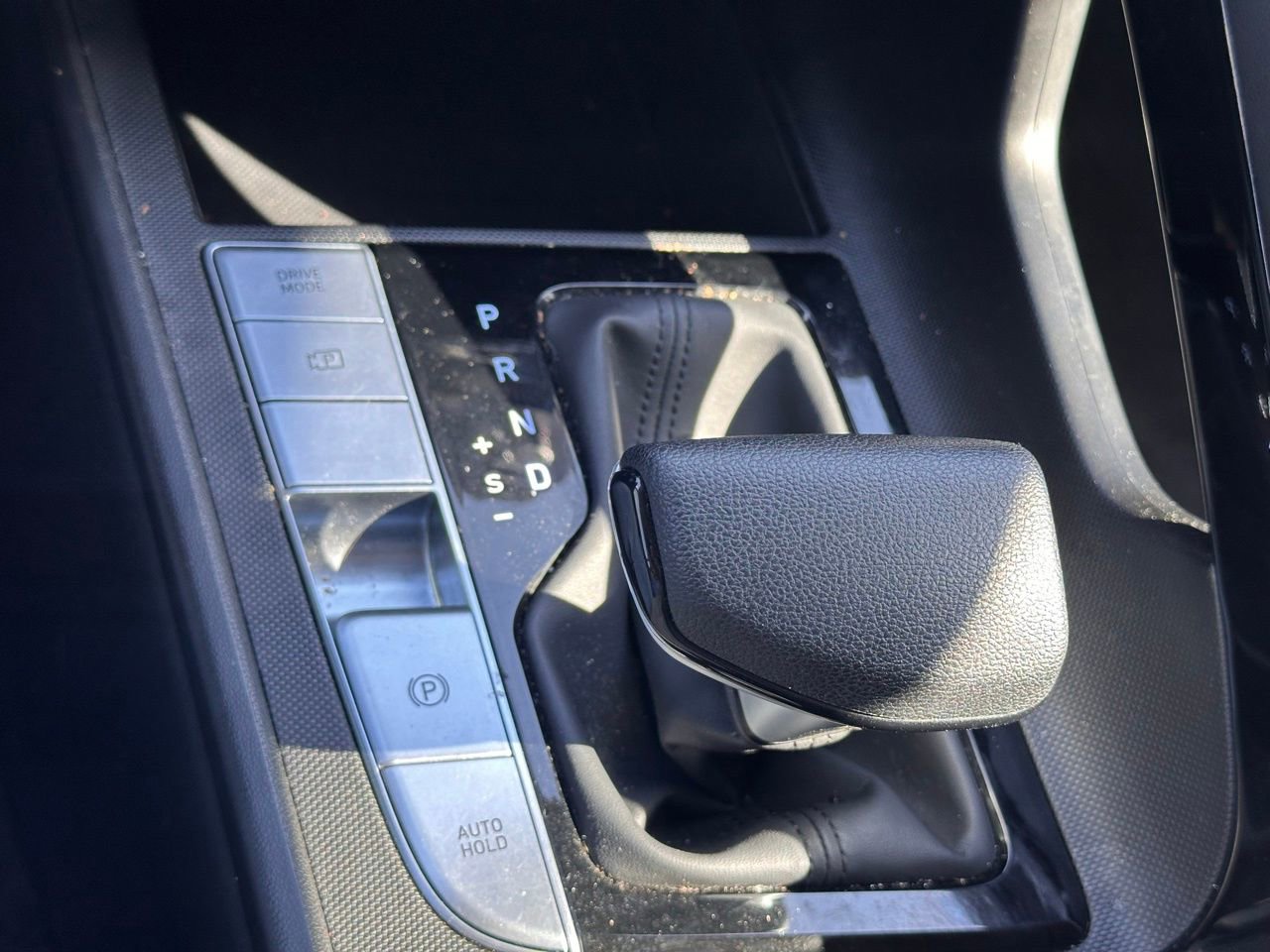 Used 2025 Hyundai Elantra Blue image 35