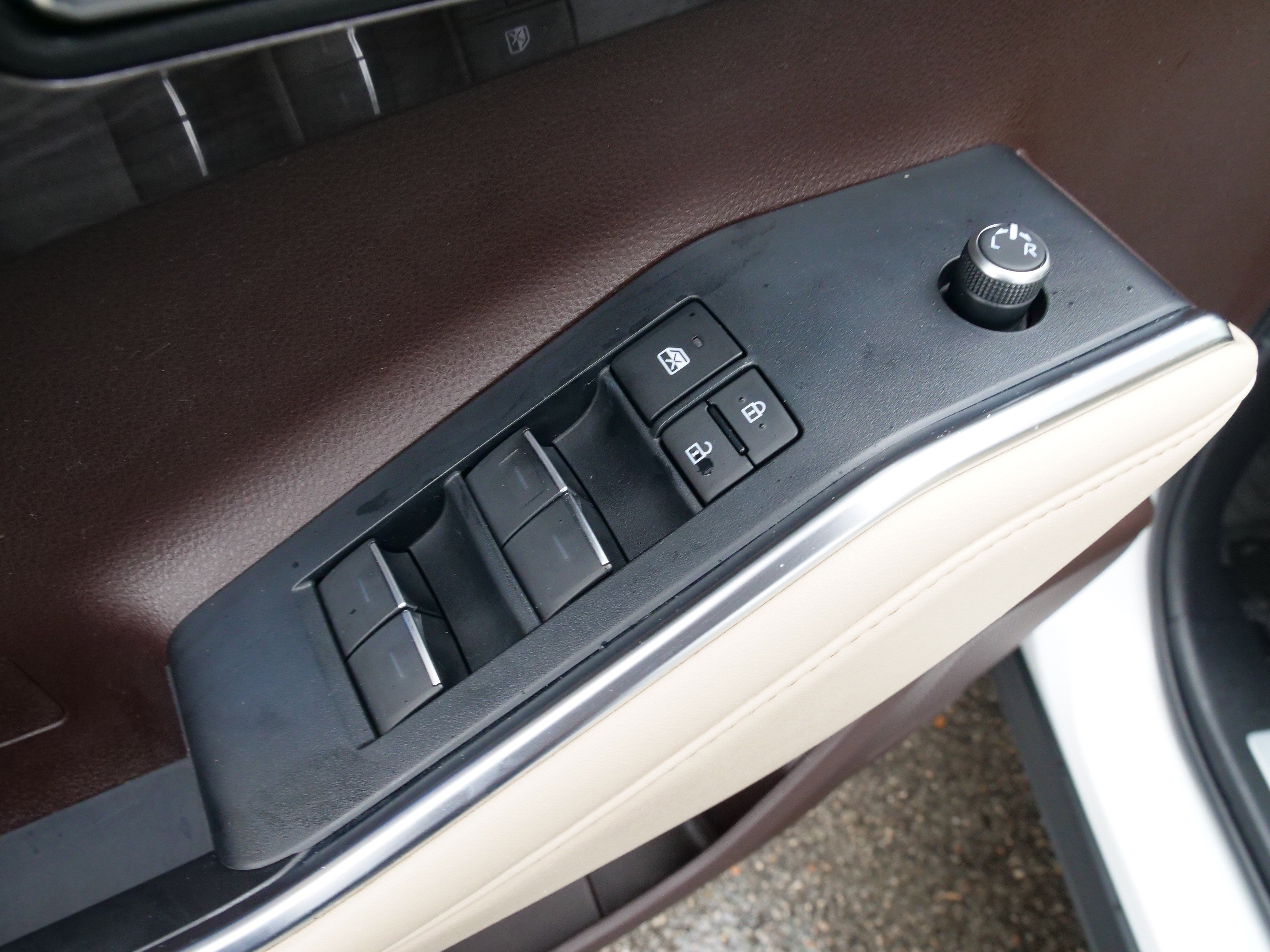 Used 2022 Toyota Highlander Limited image 20