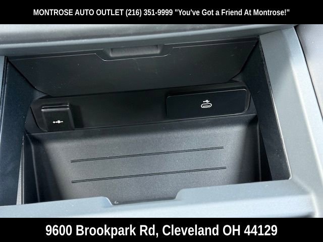 New 2026 Land Rover Defender 110 S image 26