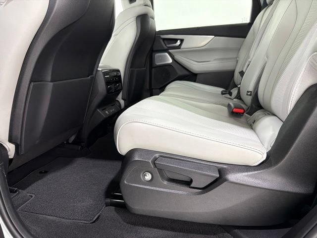 Certified 2026 Acura MDX w/ Technology Package AWD/4WD image 17