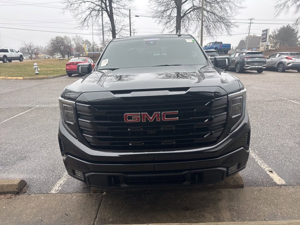 Used 2025 GMC Sierra 1500 Elevation w/ Elevation Premium Package image 2