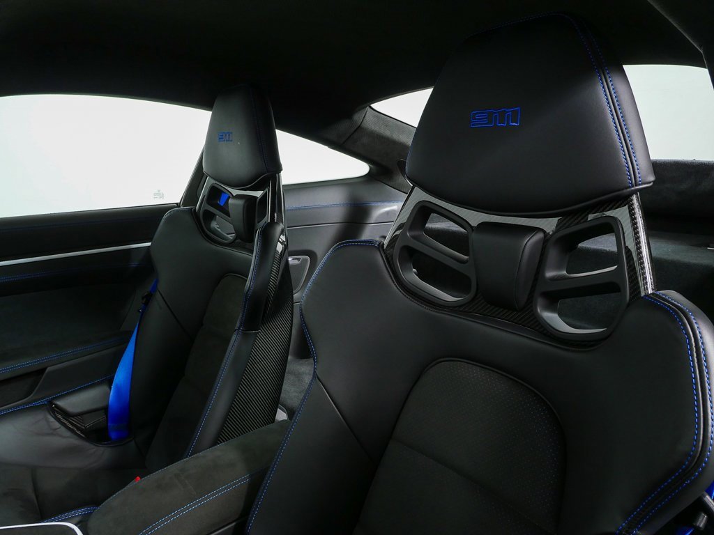 Certified 2023 Porsche 911 Dakar image 5