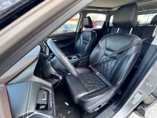 Used 2021 Nissan Rogue Platinum image 9