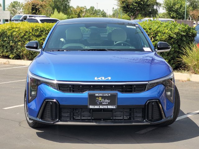 New 2026 Kia K4 EX w/ GT-Line Sunroof Package FWD image 2