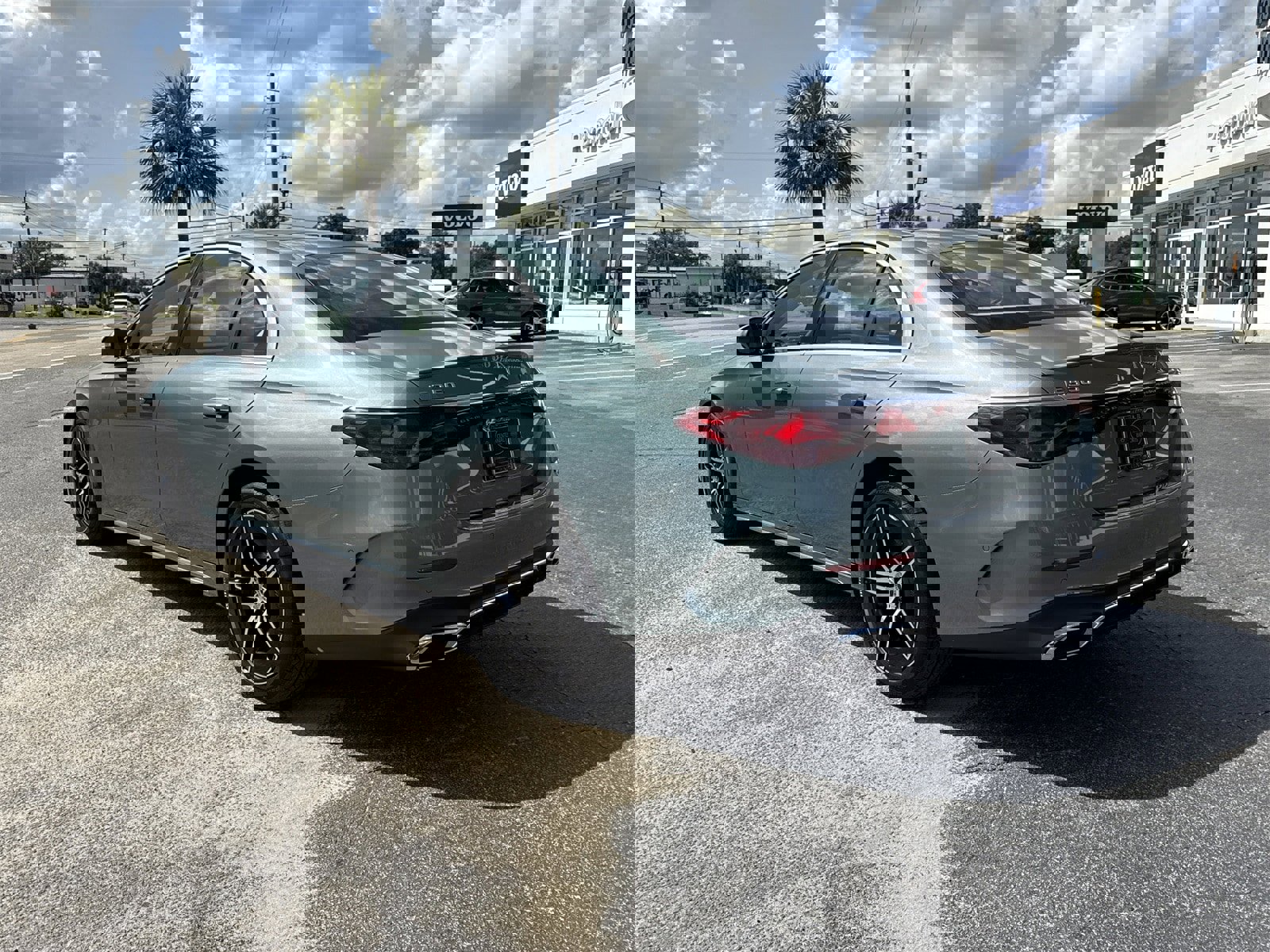 New 2026 Mercedes-Benz E 350 Sedan image 3