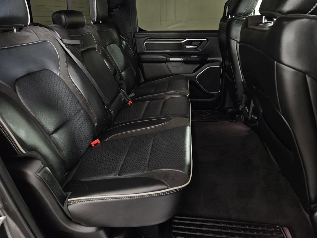 Used 2024 RAM 1500 Laramie AWD/4WD image 30
