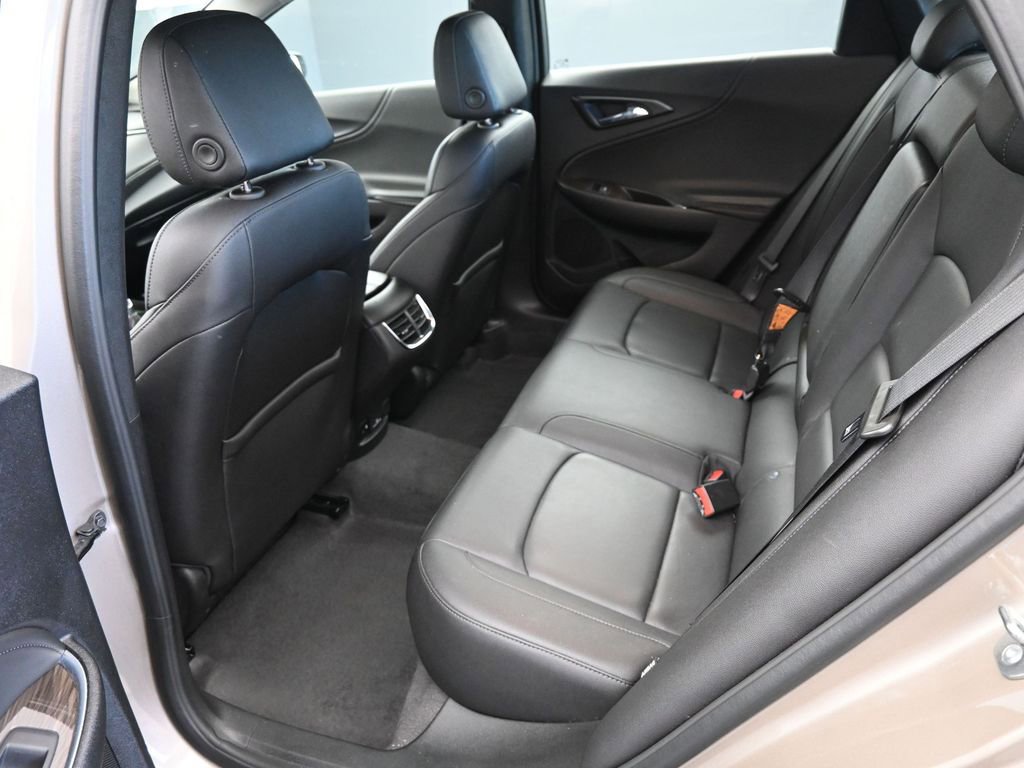 Used 2024 Chevrolet Malibu LT image 17