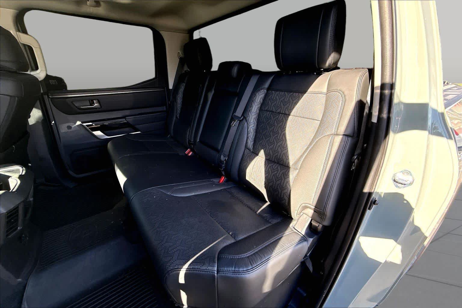 Used 2024 Toyota Tundra Limited AWD/4WD image 19