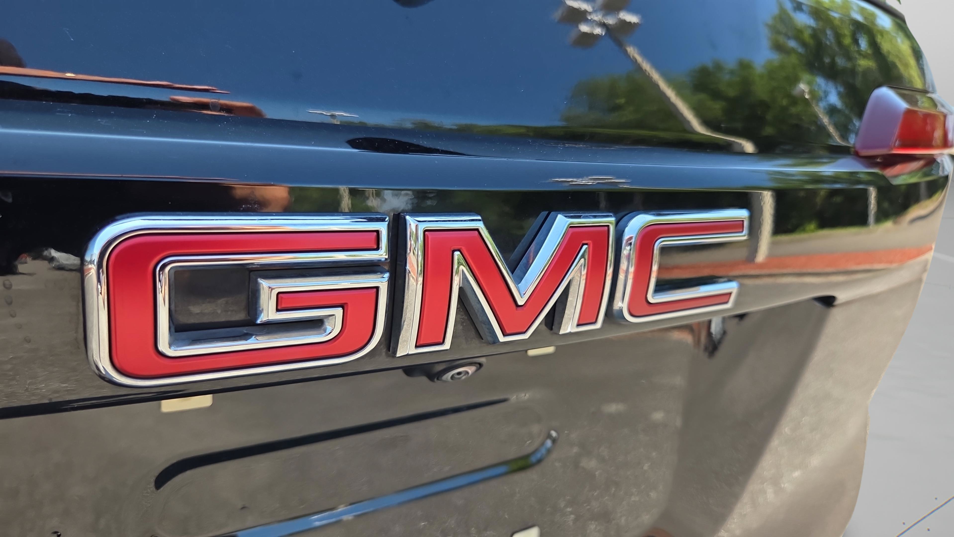Certified 2023 GMC Acadia SLE w/ Driver Convenience Package FWD image 31