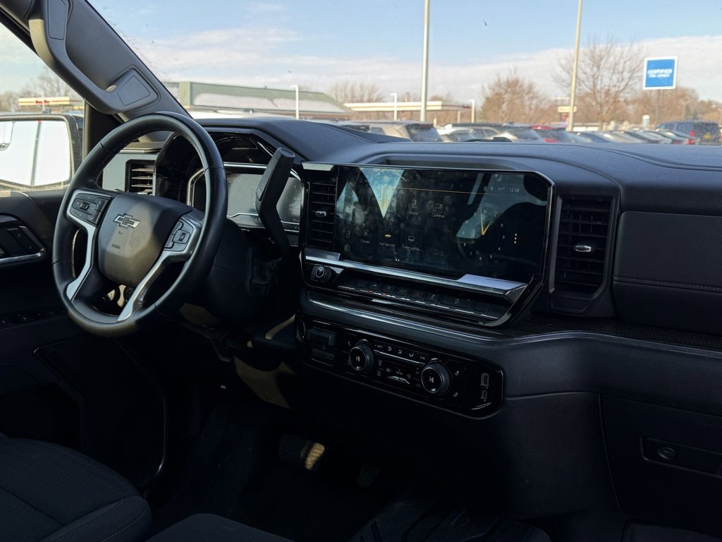 Used 2023 Chevrolet Silverado 1500 RST w/ Z71 Off-Road Package image 18