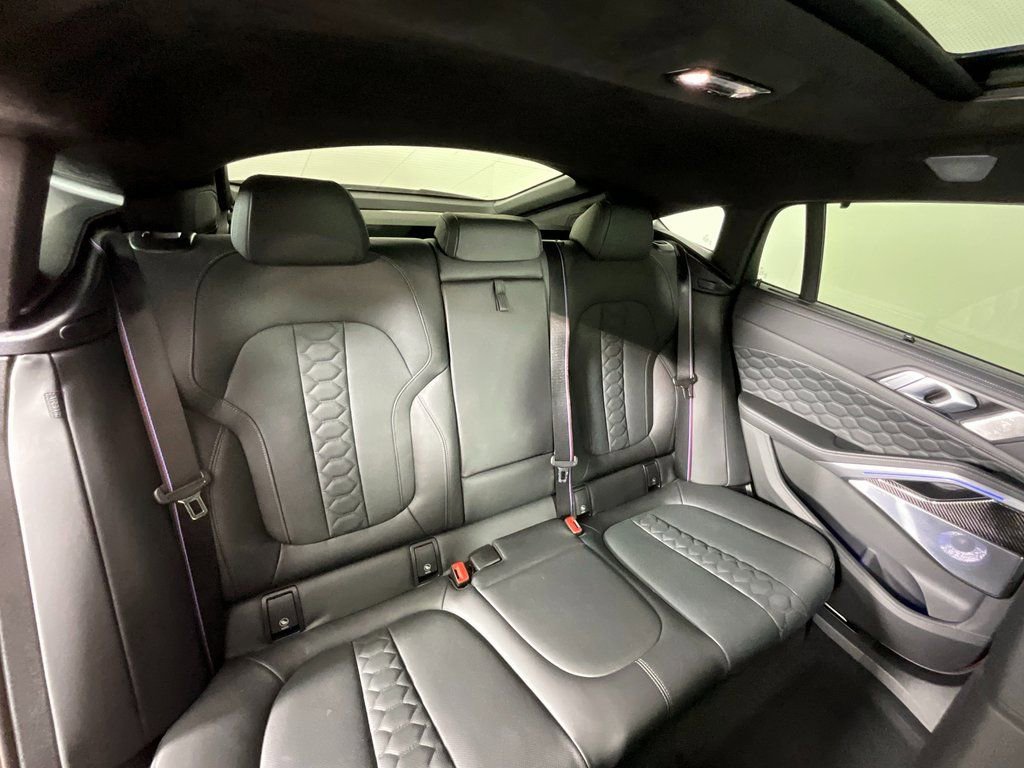 Used 2025 BMW X6 M Competition w/ Executive Package image 22