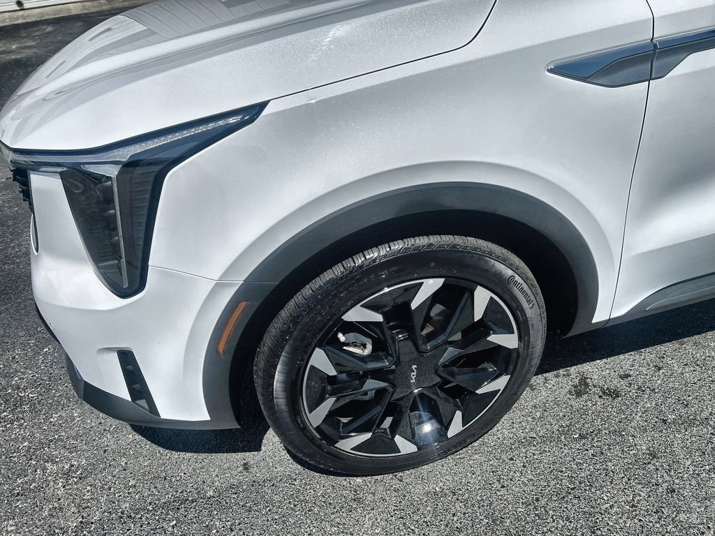 Used 2025 Kia Sorento EX w/ Panoramic Sunroof Package FWD image 16