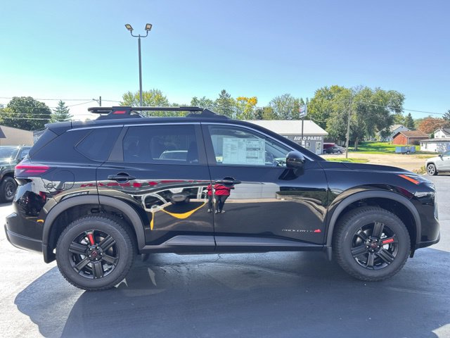 New 2027 Nissan Rogue SV AWD/4WD image 10