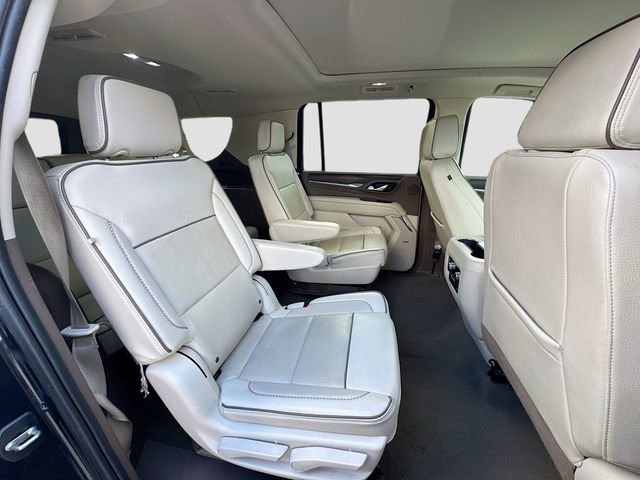 Used 2023 GMC Yukon XL Denali image 30