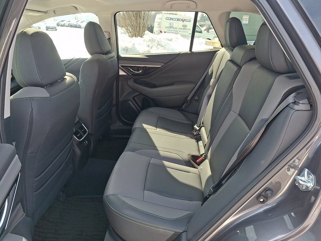Certified 2025 Subaru Outback Onyx Edition AWD/4WD image 11