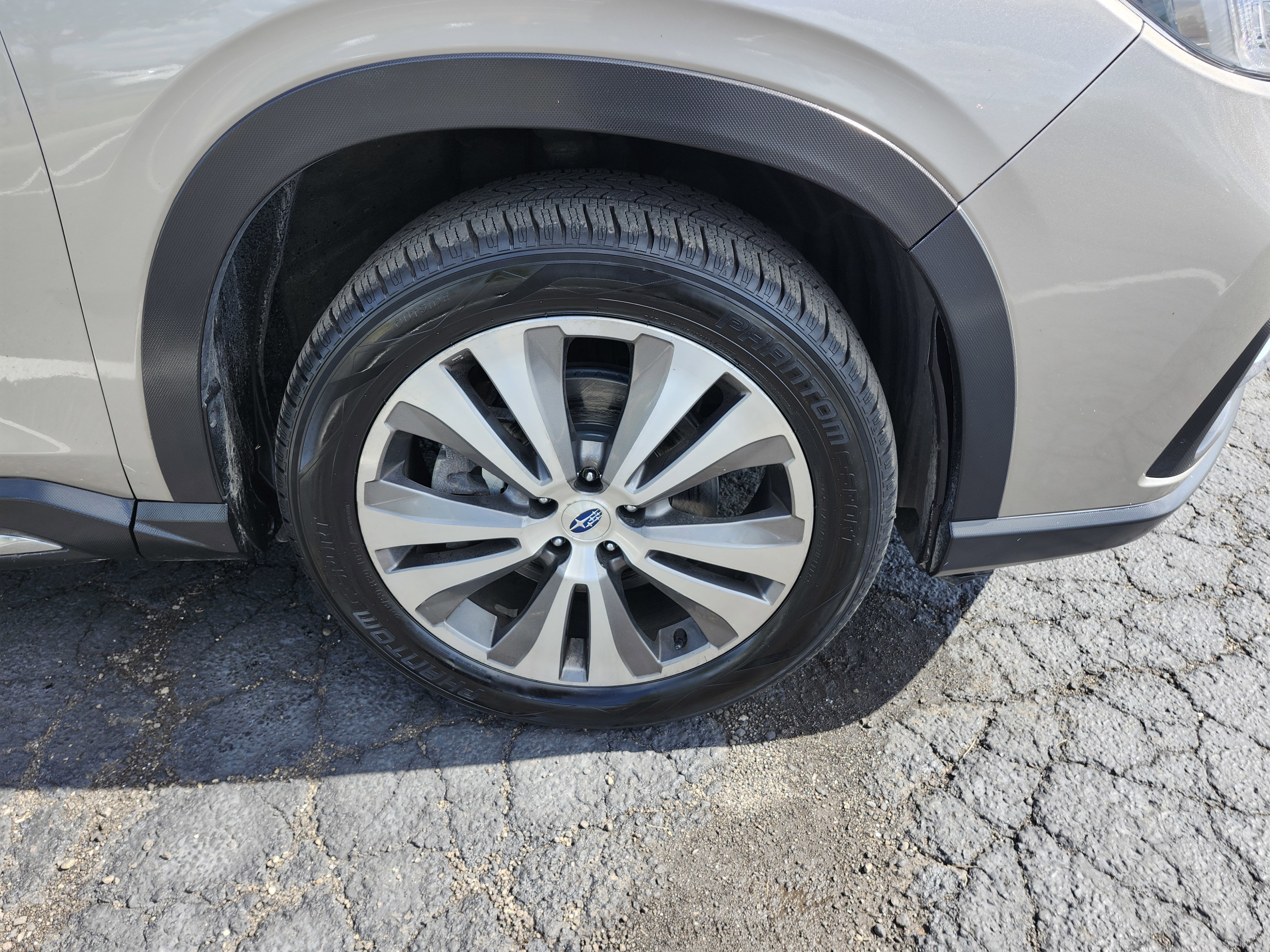 Used 2020 Subaru Ascent Limited w/ Popular Package #4 AWD/4WD image 11