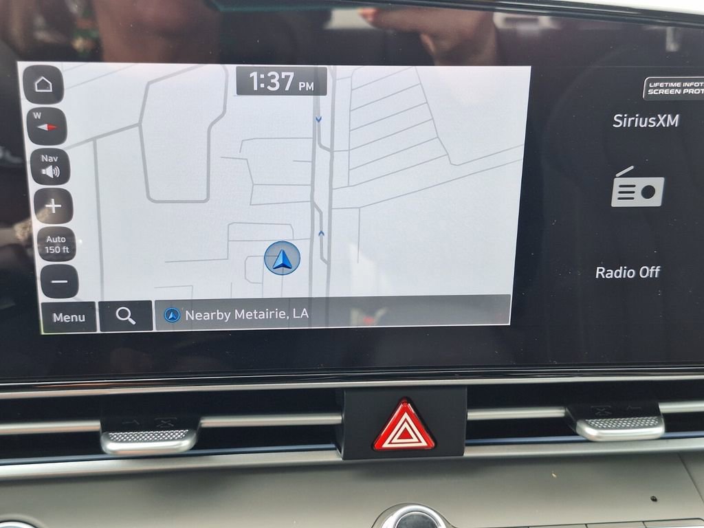 Used 2025 Hyundai Elantra SEL image 16