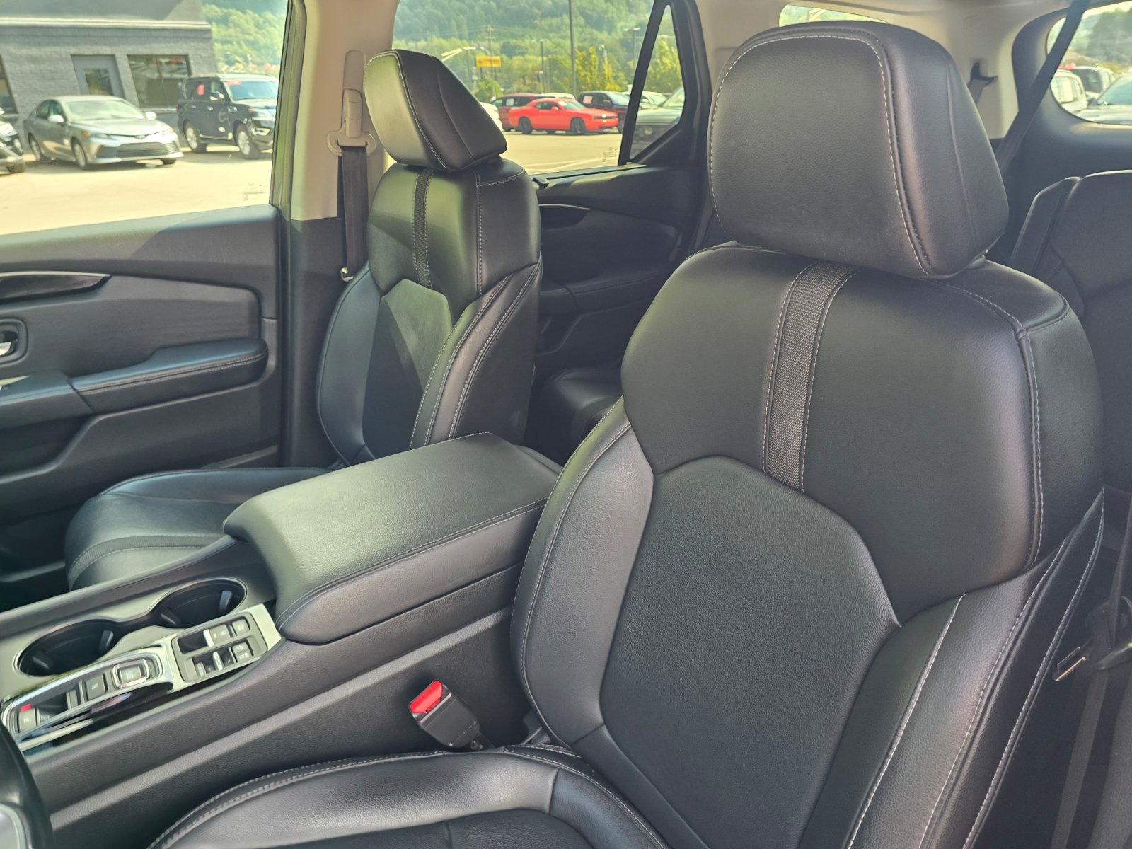 Used 2023 Honda Pilot EX-L image 14