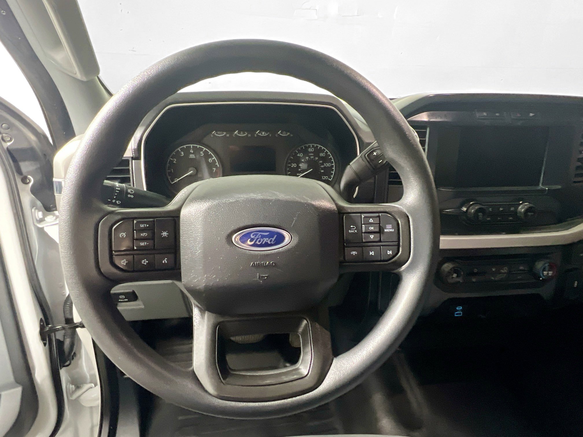 Used 2022 Ford F150 XL w/ Equipment Group 101A High image 17