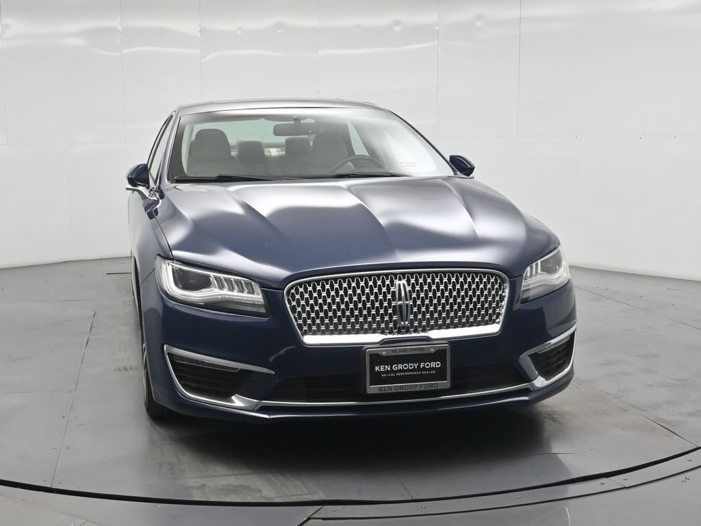 Used 2018 Lincoln MKZ Reserve FWD image 41
