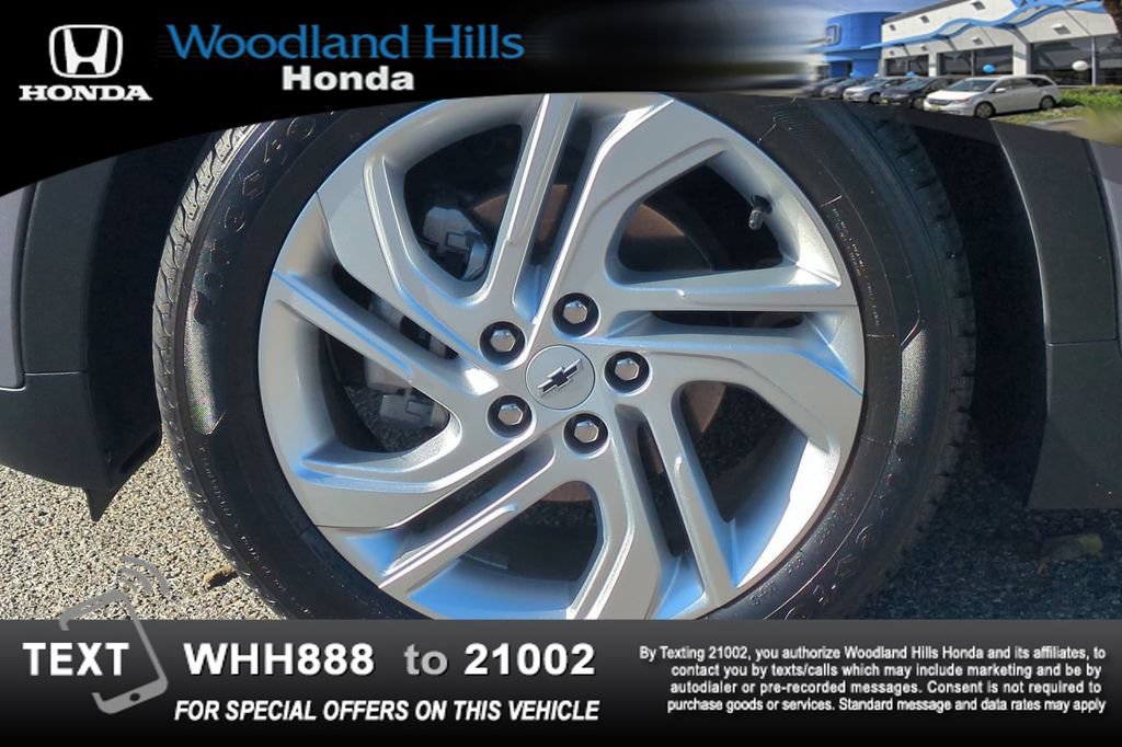 Used 2023 Chevrolet Bolt LT FWD image 25