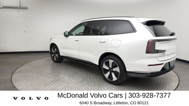 New 2026 Volvo EX90 Plus AWD/4WD image 4