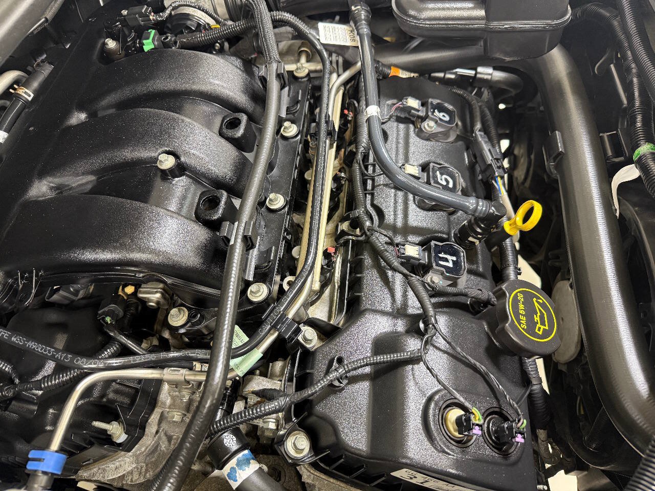 Used 2017 Ford Explorer 4WD Police Interceptor image 98