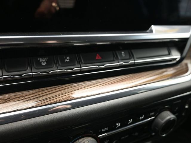 Used 2024 Chevrolet Silverado 2500 LT w/ Convenience Package image 17